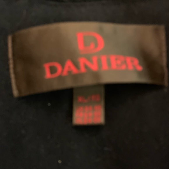 Mens leather winter jacket; zip out liner - Picture 2 of 11